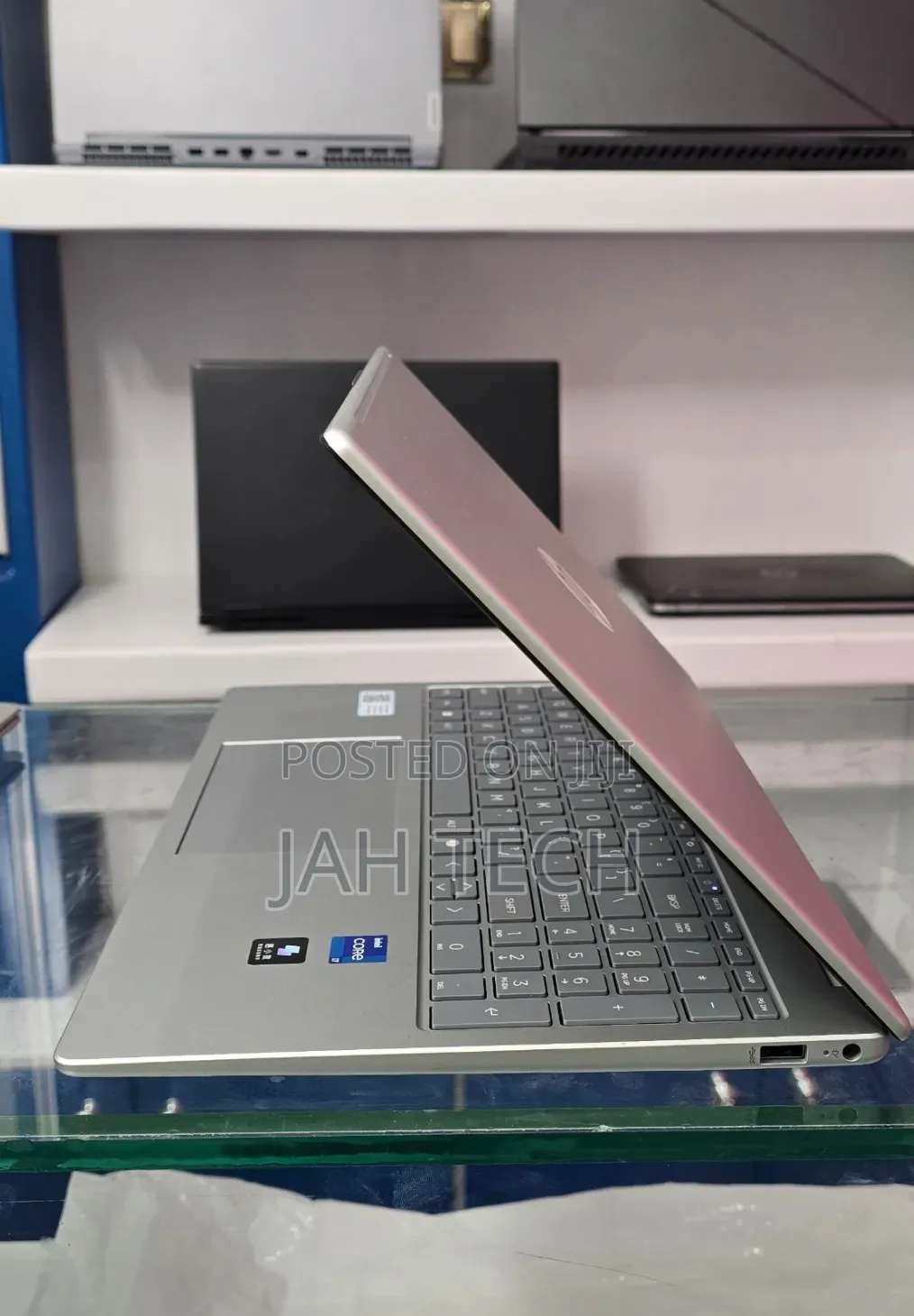 New Laptop HP Stream Notebook 16GB Intel Core i7 SSD 1T