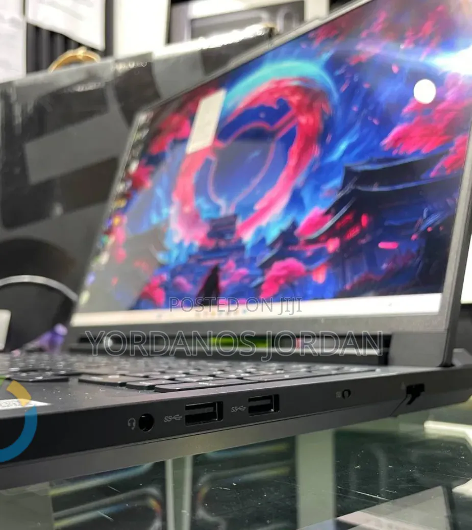 New Laptop Lenovo Legion Pro 7 64GB Intel Core Ultra 9 SSD 2T