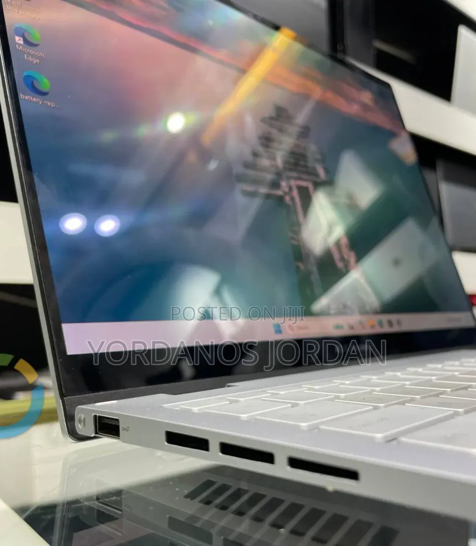 New Laptop Asus ZenBook Flip 14 UX461UA 16GB Intel Core i7 SSD 512GB