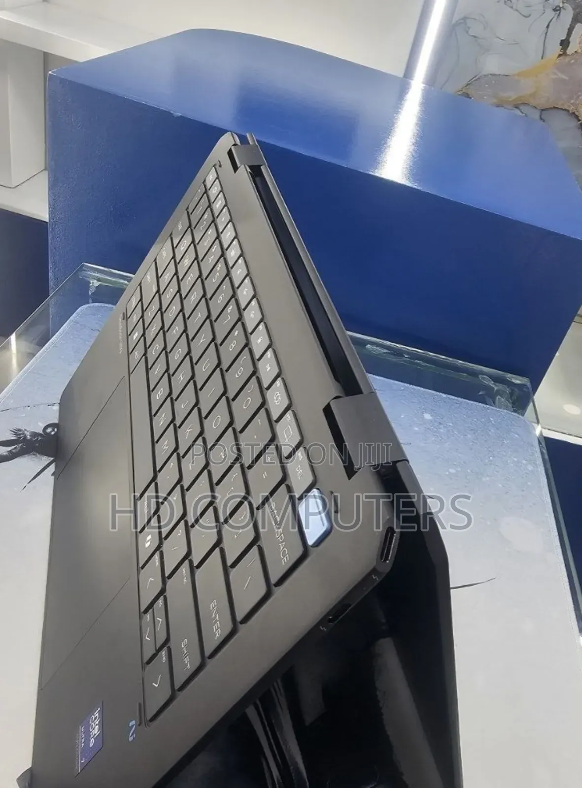 New Laptop HP OmniBook Ultra Flip 14" 16GB Intel Core Ultra 7 SSD 1T