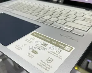 New Laptop Asus ZenBook Flip 14 UX461UA 16GB Intel Core i7 SSD 512GB