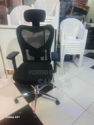 Hignback Meshi Chair