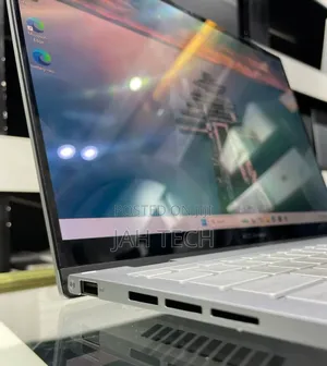 New Laptop Asus Zenbook 14 UX434 16GB Intel Core i7 SSD 512GB