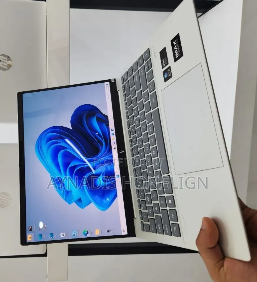 New Laptop HP 32GB Intel Core i7 SSD 1T