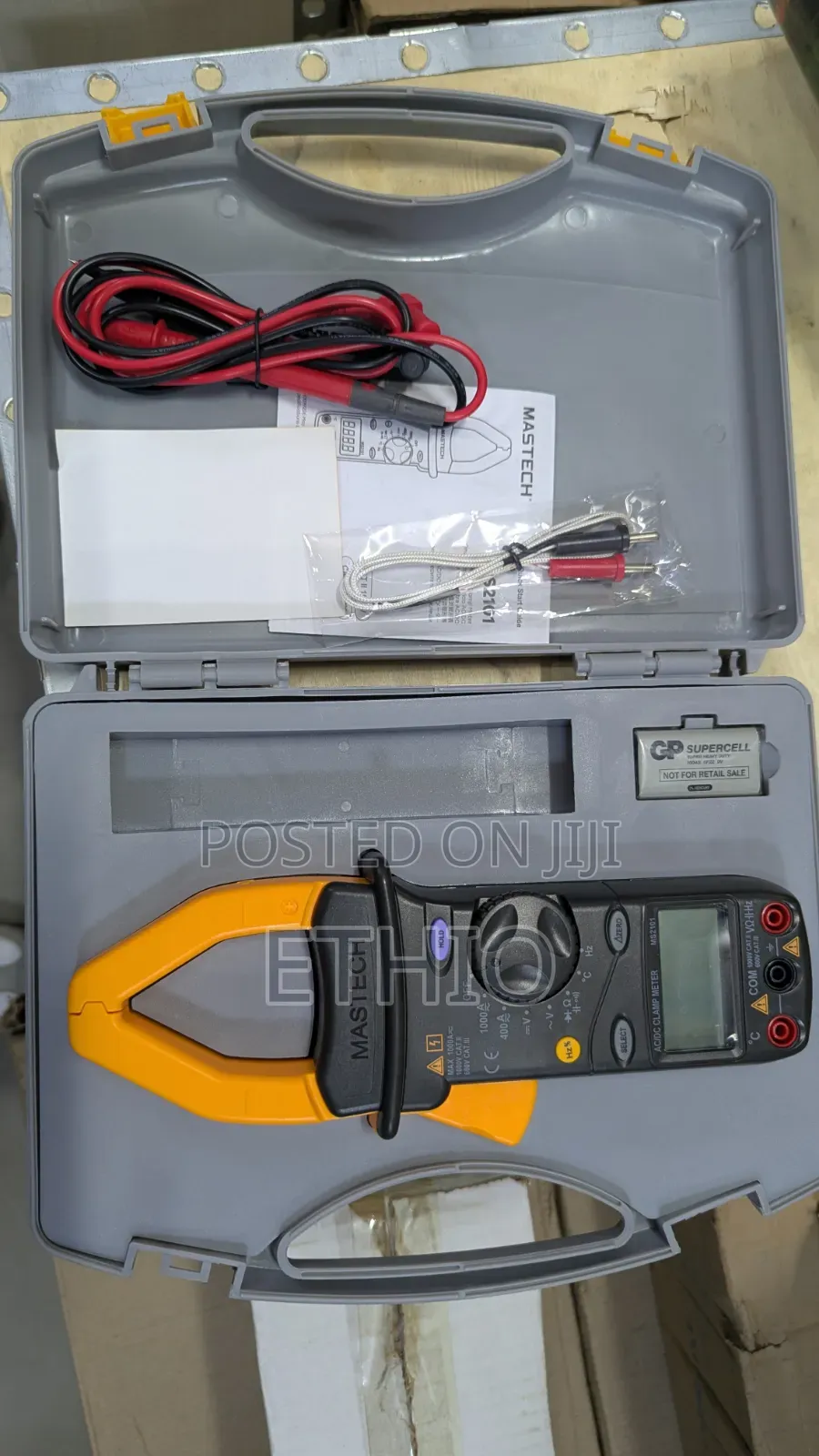 Digital Clamp Meter