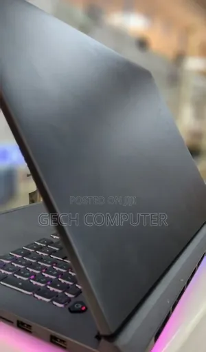 New Laptop Asus ROG Strix G15 32GB Intel Core i9 SSD 2T