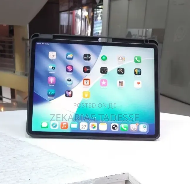 New Apple iPad Pro 1 TB Silver