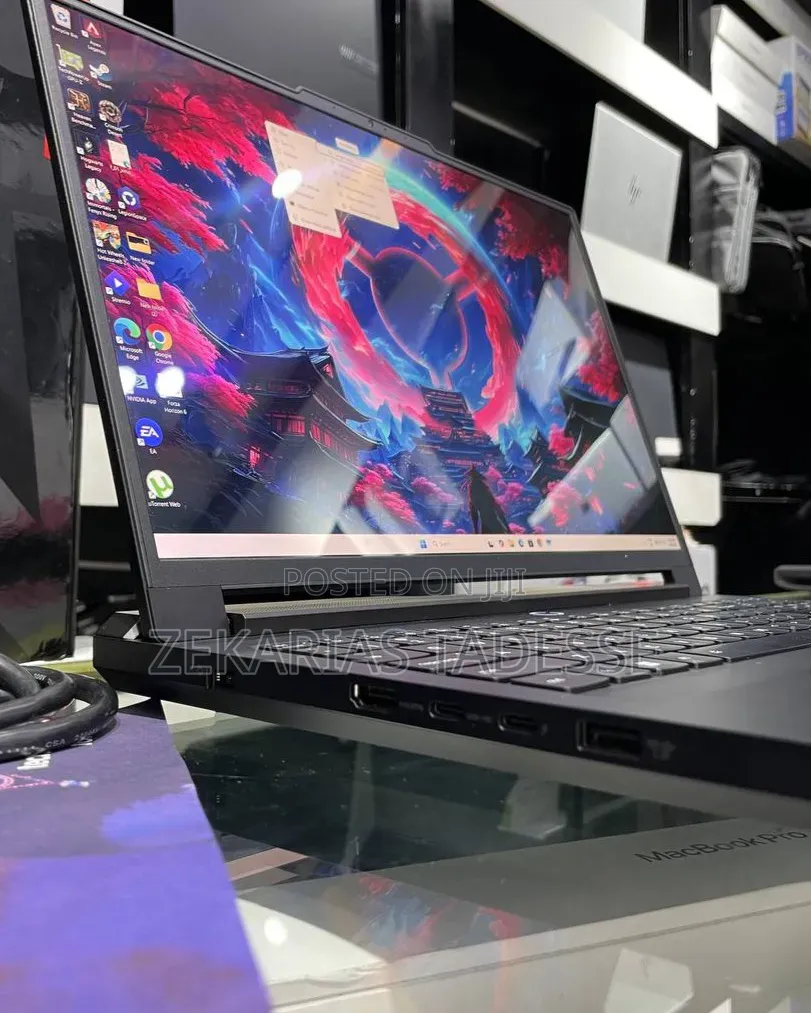 New Laptop Lenovo Lrgion 7i 64GB Intel Core Ultra 9 SSD 2T