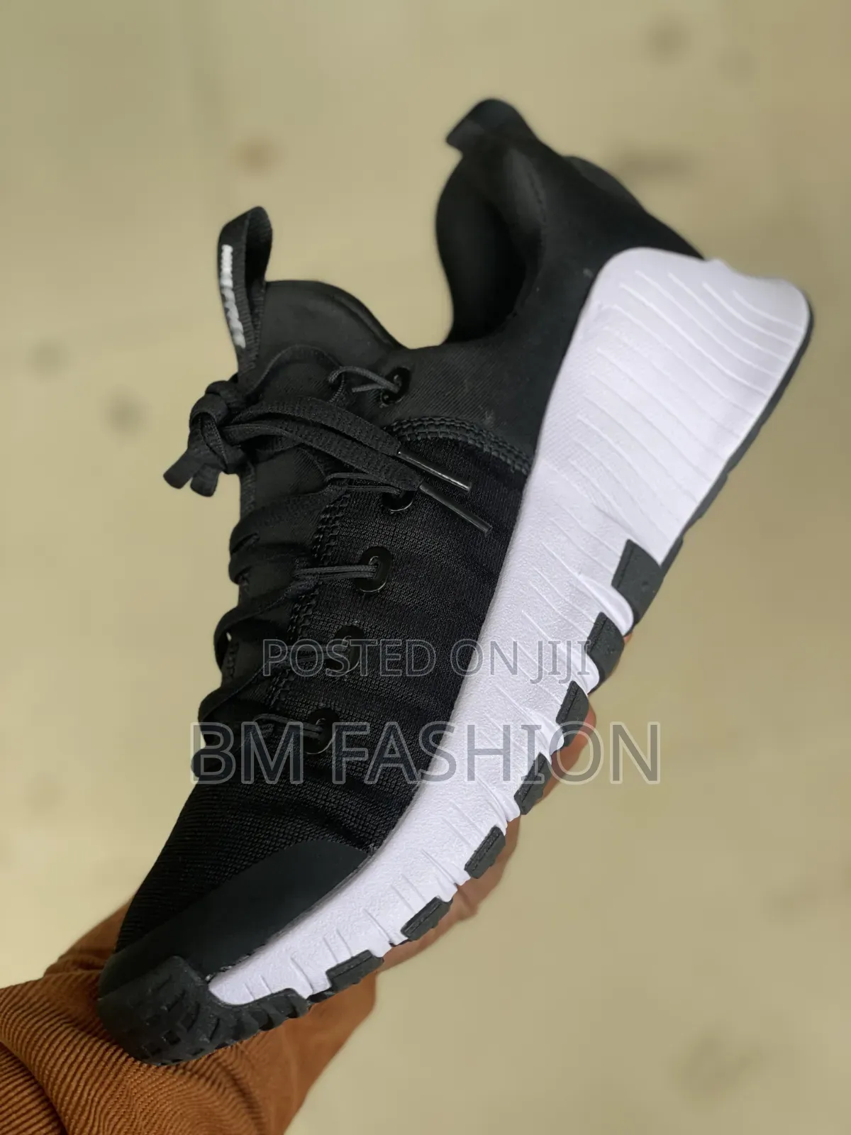 Nike Easy Comfort the Ultimate Trainer