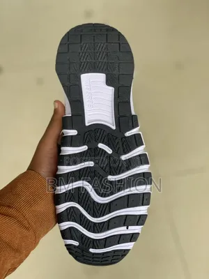 Nike Easy Comfort the Ultimate Trainer