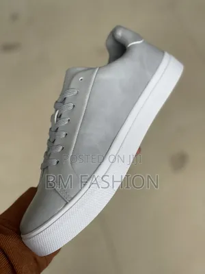 Zara Full Grey Smooth Low-Top Sneakers