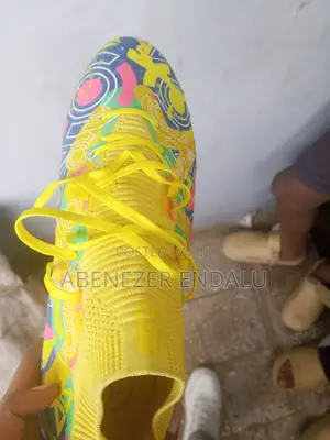 Man Sport Shoes