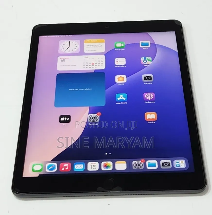 New Apple iPad 9.7 256 GB Black