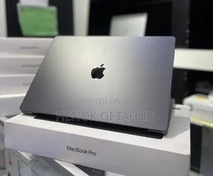 New Apple MacBook Pro 2024 M3 Max 16-inch 36GB Apple M3 Max SSD 1T