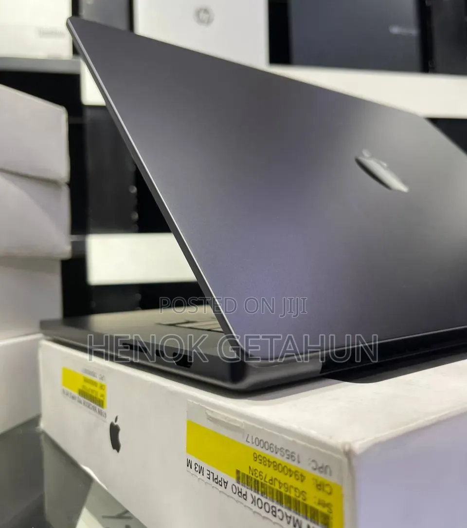 New Apple MacBook Pro 2024 M3 Max 16-inch 36GB Apple M3 Max SSD 1T