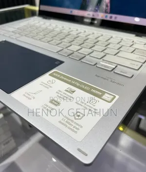 New Laptop Asus ZenBook Flip 14 UX461UA 16GB Intel Core i7 SSD 512GB