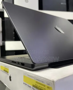 New Apple MacBook Pro 2023 M3 Max 16-inch 36GB Apple M3 Max SSD 1T