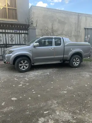 Toyota Hilux 3.0 D-4D 4x4 2012 Silver