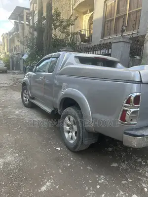 Toyota Hilux 3.0 D-4D 4x4 2012 Silver