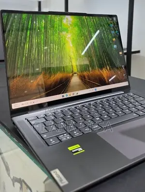 New Laptop Lenovo 32GB AMD Ryzen 7 SSD 512GB