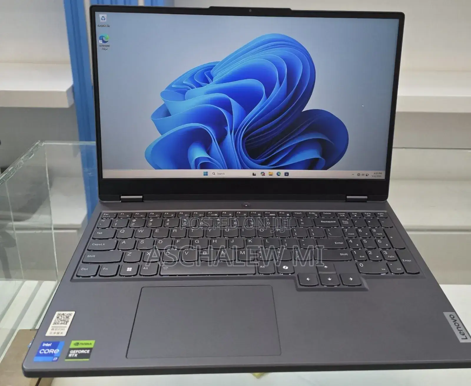 New Lenovo Legion Y7000P IRX9 Gaming Laptop 24GB Intel Core i7 SSD 1T