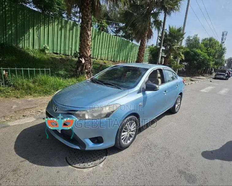 Toyota Yaris 2014