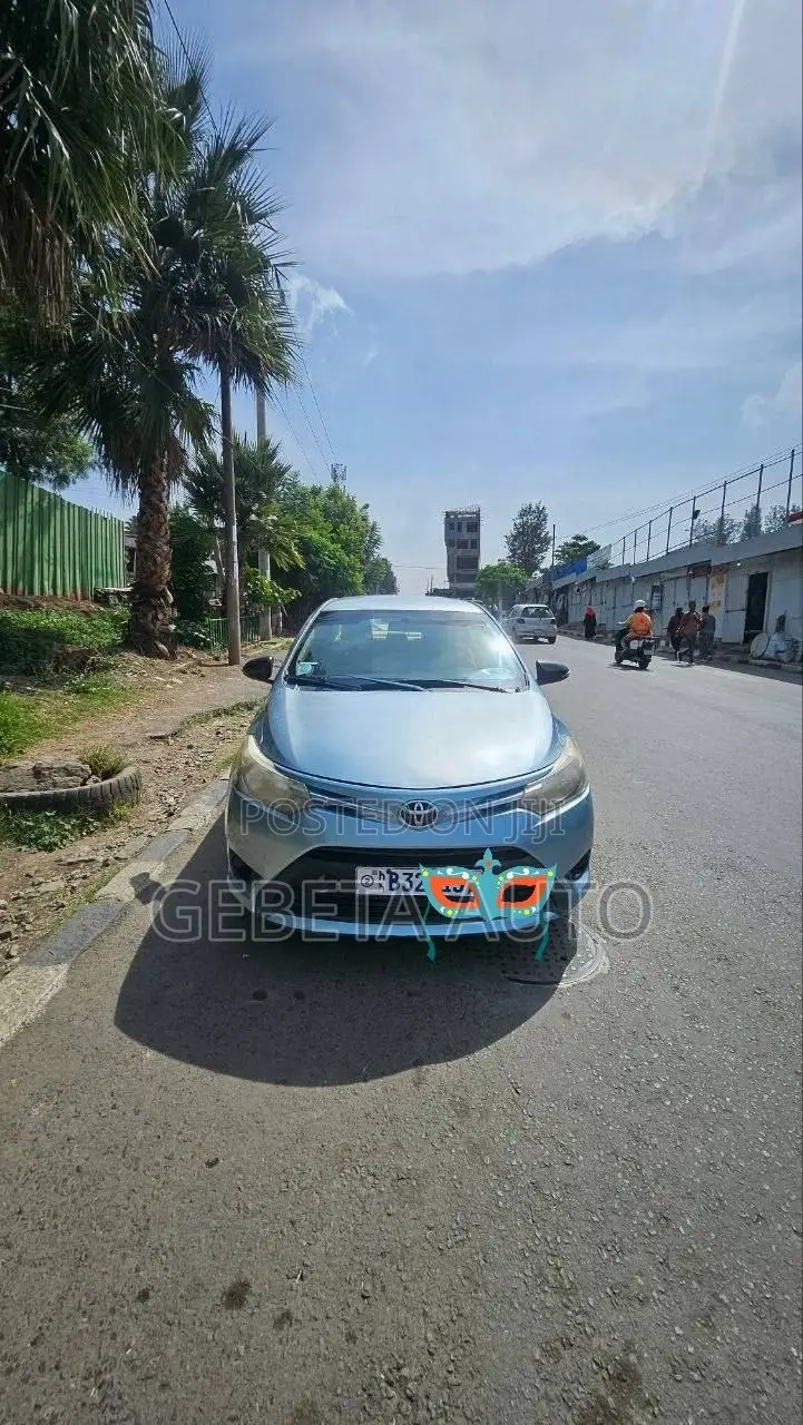 Toyota Yaris 2014