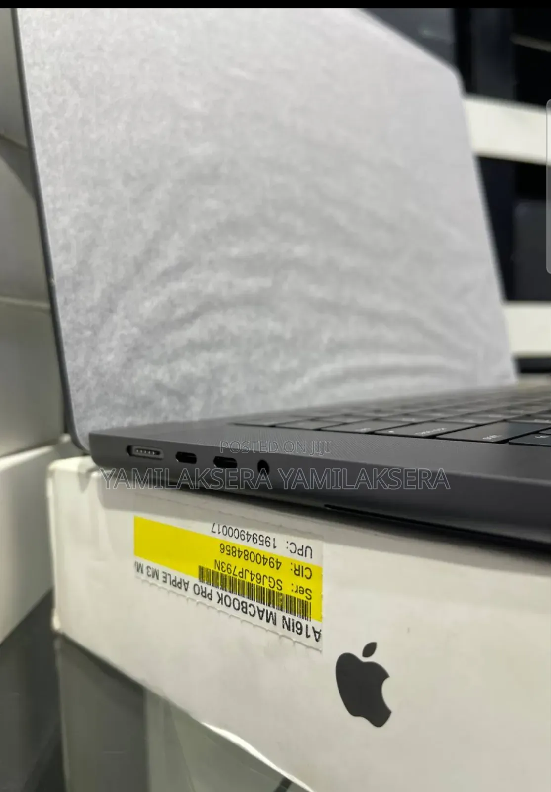 New Laptop Apple MacBook Pro M1 32GB Apple M1 Max SSD 1T