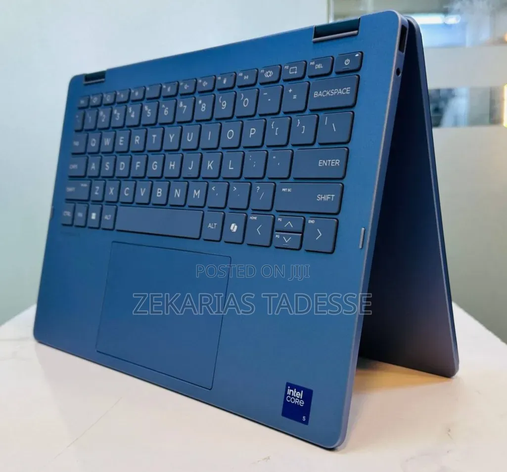 New Laptop HP OmniBook 5 Flip 16GB Intel Core 5 SSD 512GB
