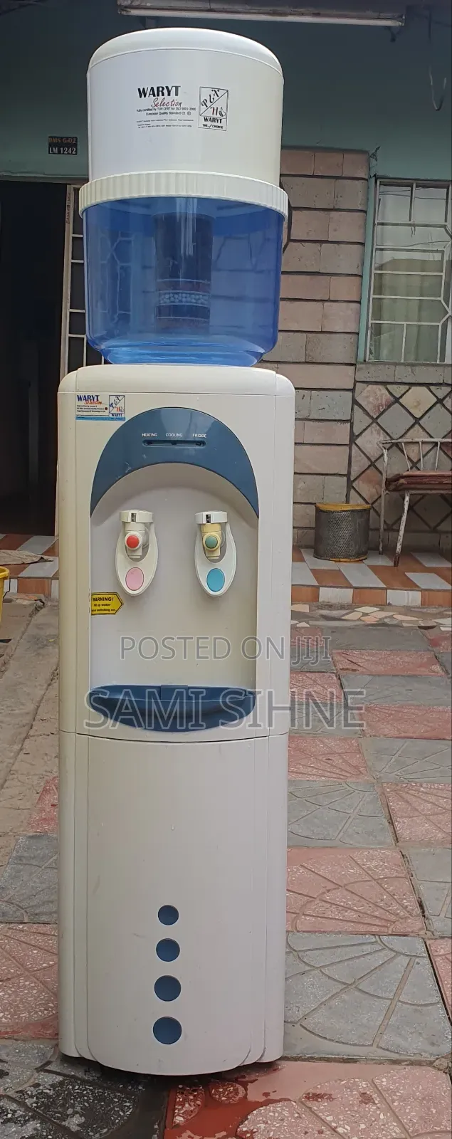 Waryt Water Despenser 16l (ዋሪት ውሃ ማጣሪያ ሙቅ እና ቀዝቃዛ )