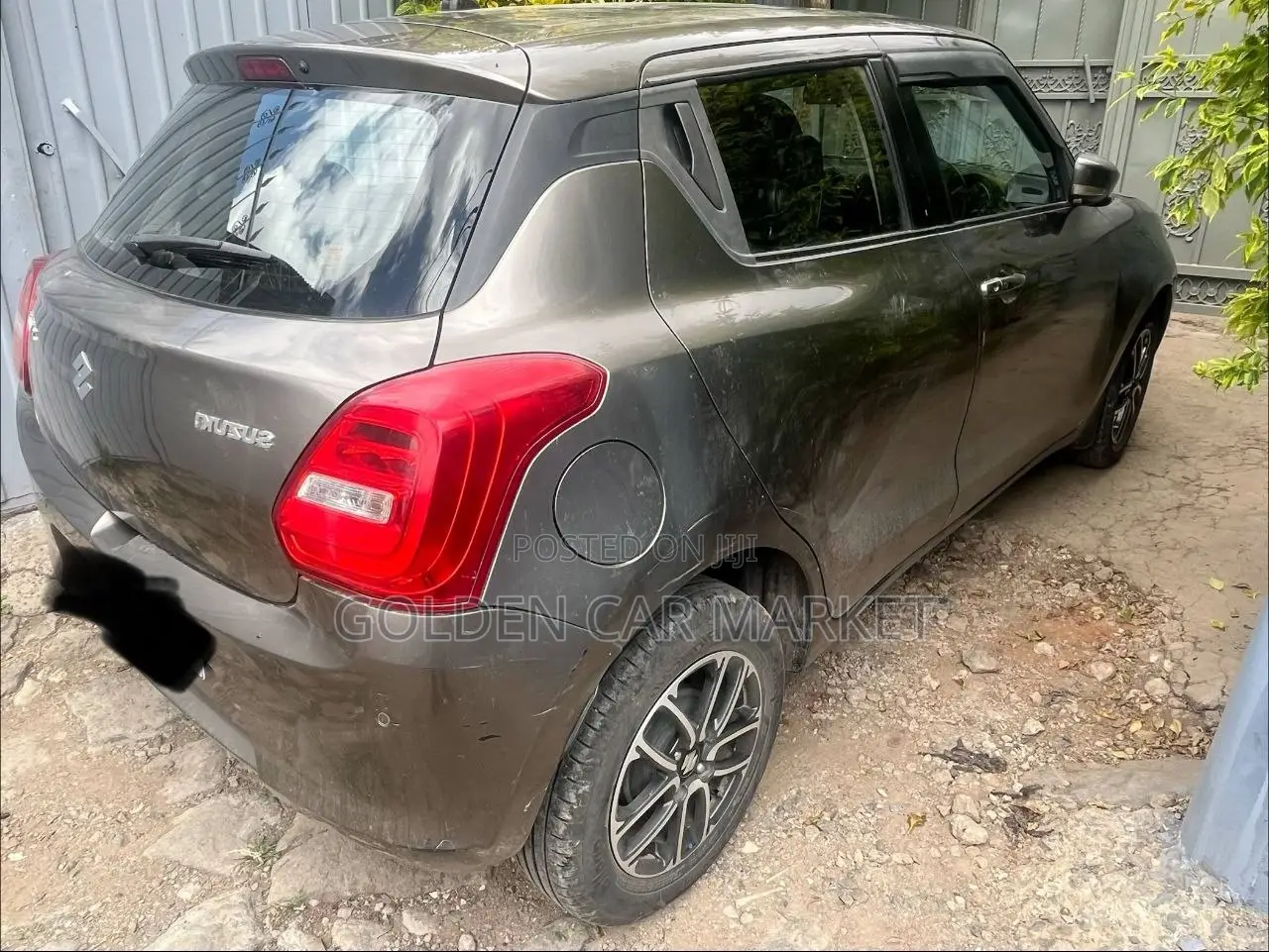 Suzuki Swift 2022 Gray