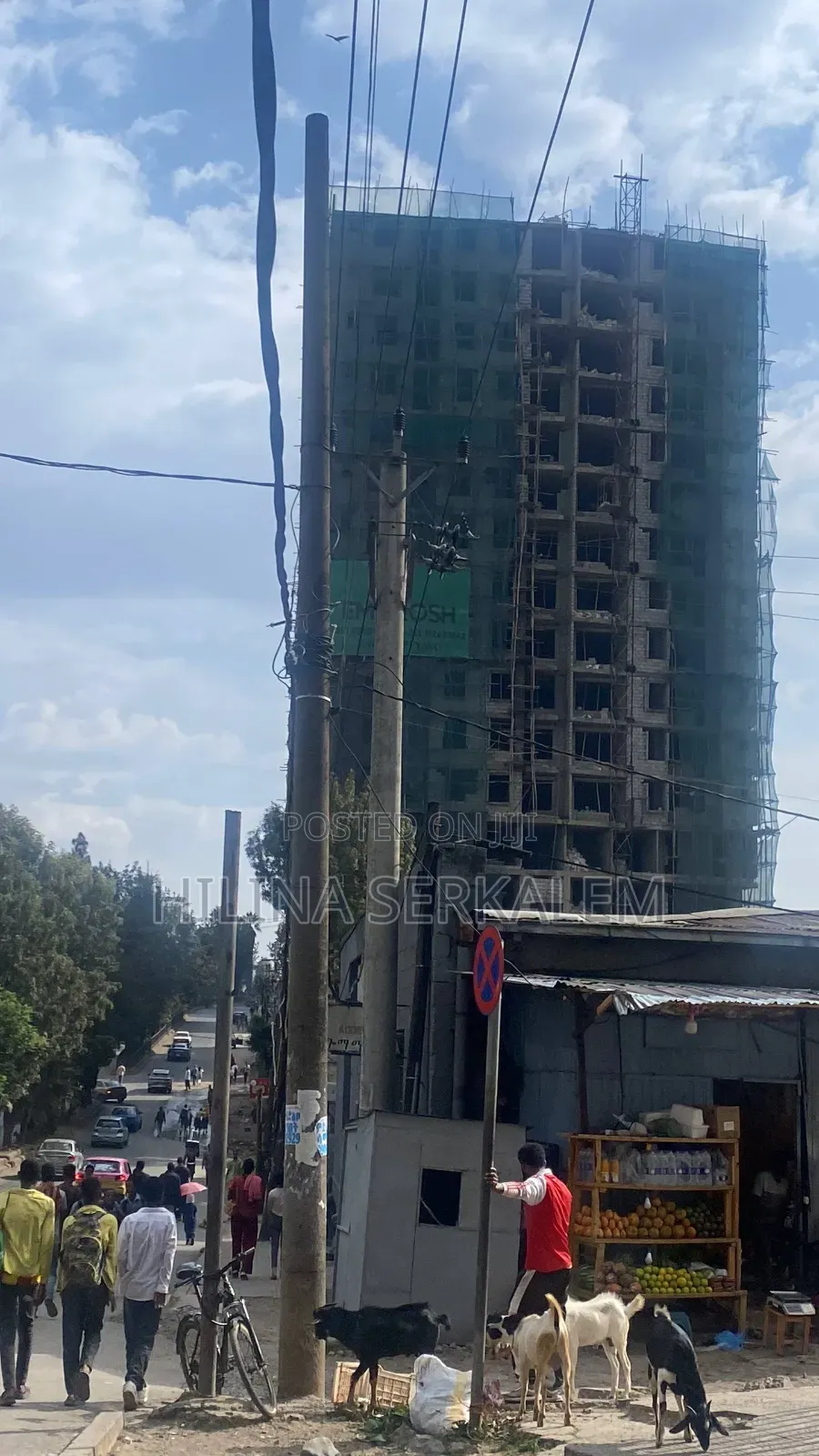 3bdrm Apartment in Emarosh, Arada for sale
