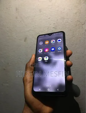 Samsung A10 32 GB Black