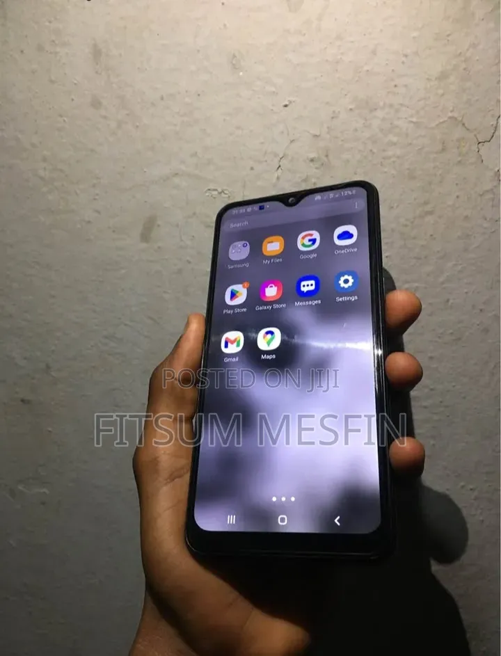 Samsung A10 32 GB Black