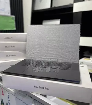 New Laptop Apple MacBook Pro 36GB Apple M3 Max SSD 1T