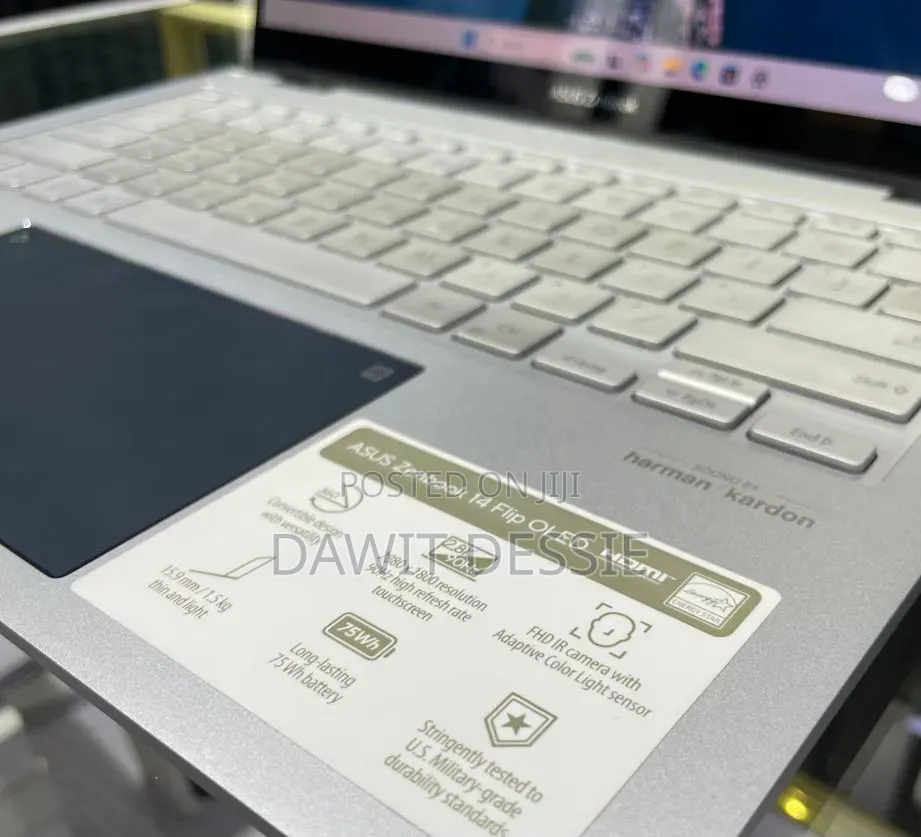 New Laptop Asus 16GB Intel Core i7 SSD 512GB