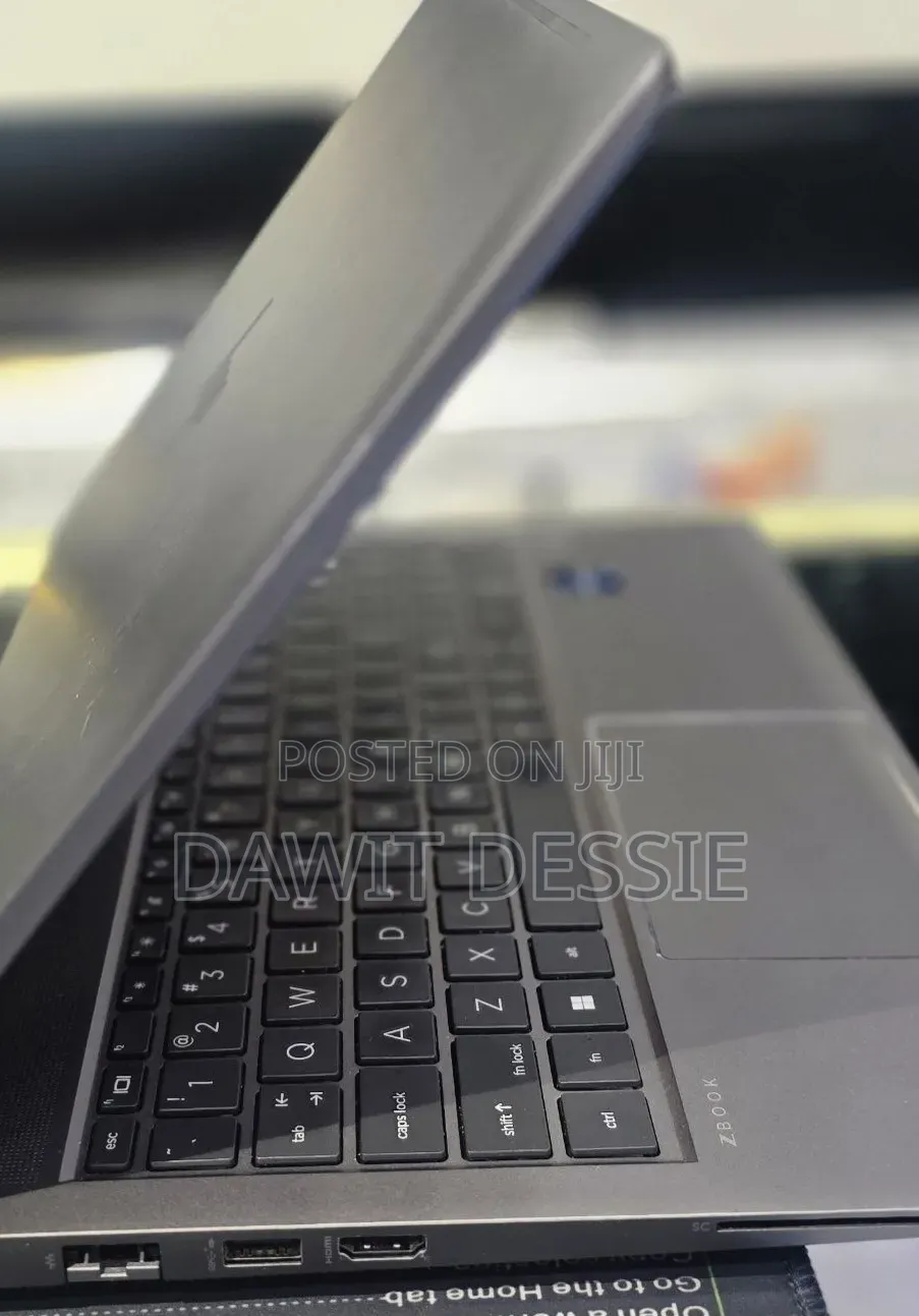 New Laptop HP 16GB Intel Core i7 SSD 512GB