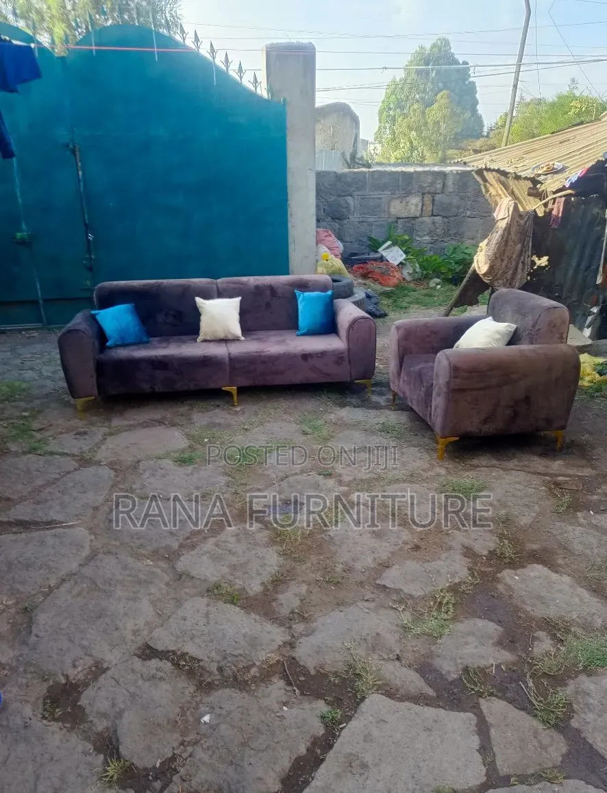 Classic Modern Sofa Set - Made With Quality Finish