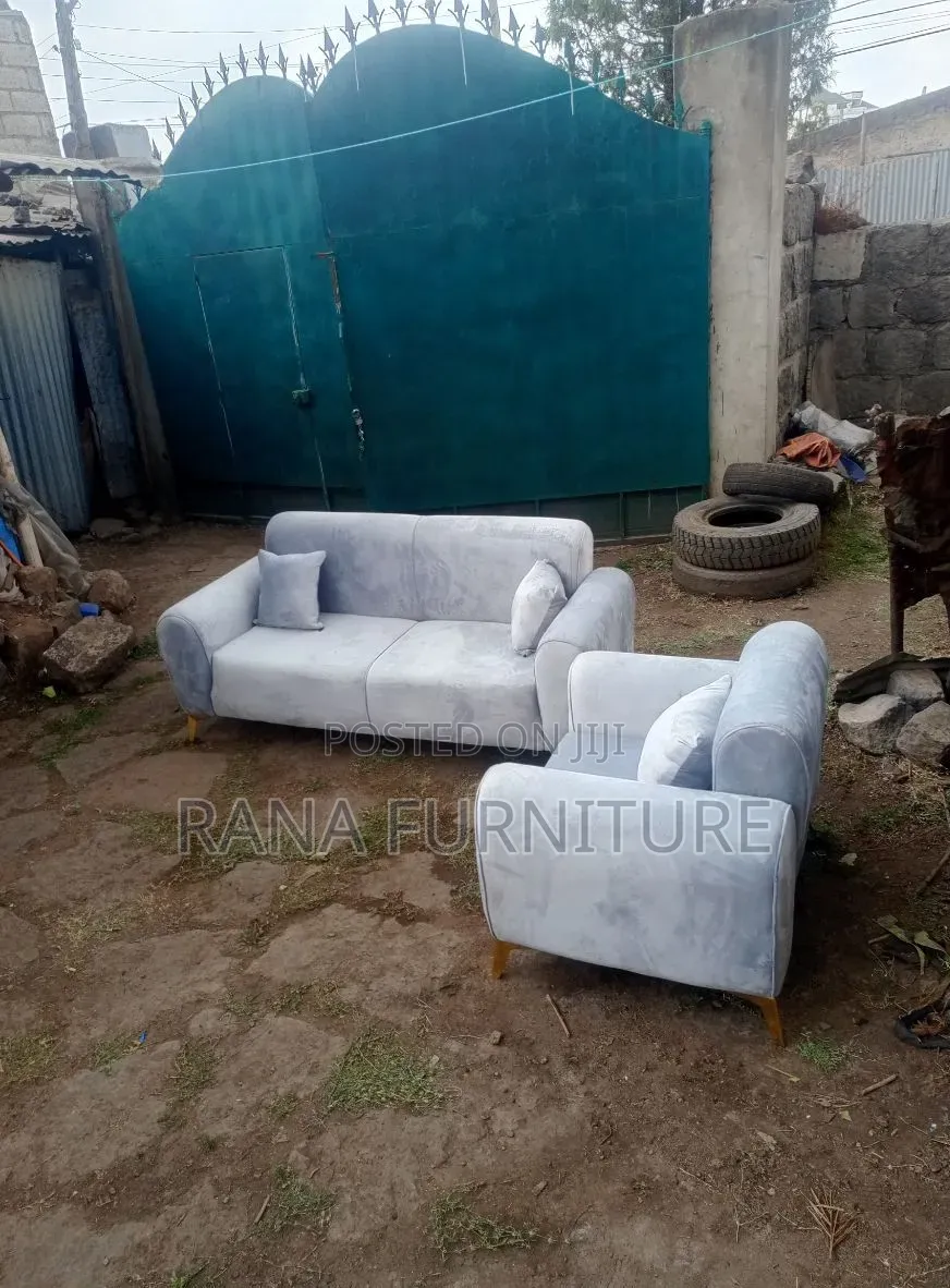 Stylish Home Sofa - Comfortable Eye-Catching