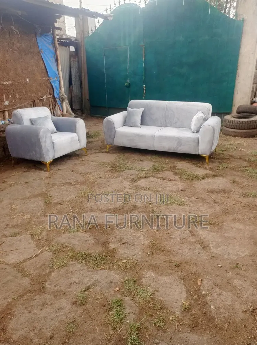 Stylish Home Sofa - Comfortable Eye-Catching