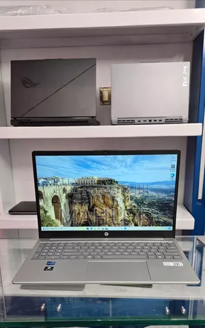 New Laptop HP Stream Notebook 16GB Intel Core i7 SSD 1T