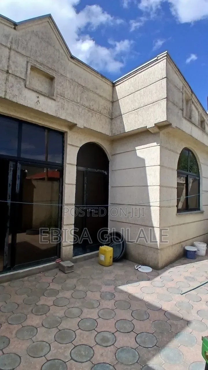 Furnished 3bdrm Farm House in Oromia-Finfinne for sale