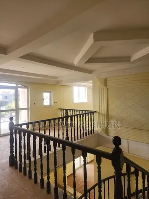 4bdrm House in Akaky Kaliti for sale