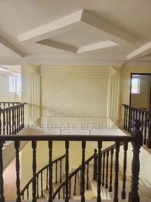 4bdrm House in Akaky Kaliti for sale