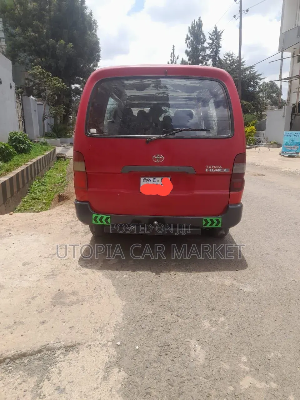 Toyota HiAce 2006 Red