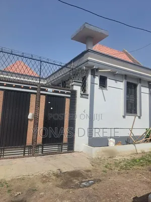 Furnished 5bdrm House in ዱከም, East Shewa for sale