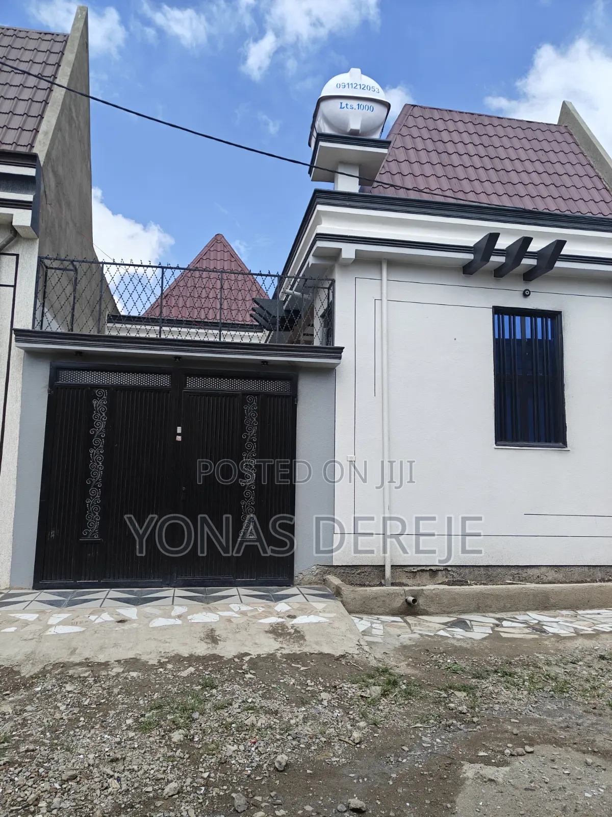 Furnished 5bdrm House in ዱከም, East Shewa for sale