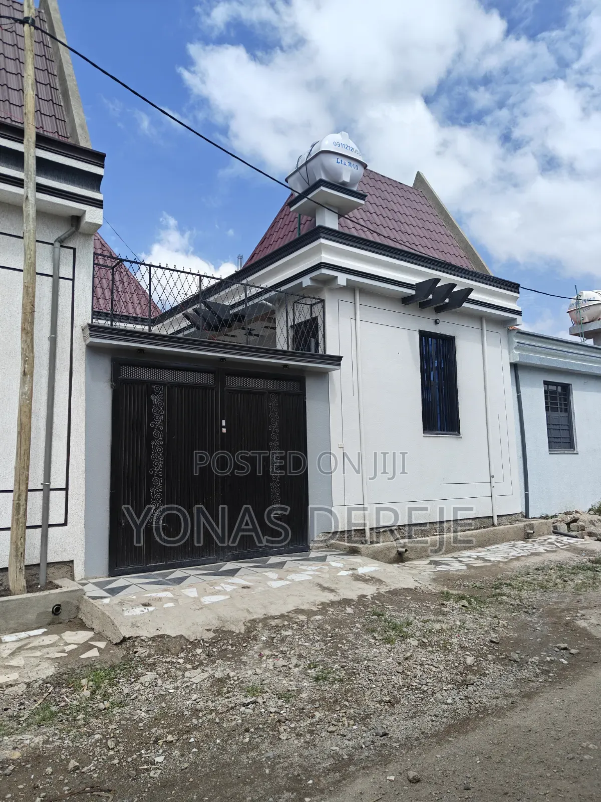 Furnished 5bdrm House in ዱከም, East Shewa for sale