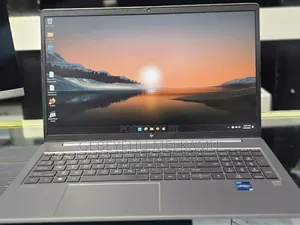New Laptop HP 16GB Intel Core i7 SSD 512GB