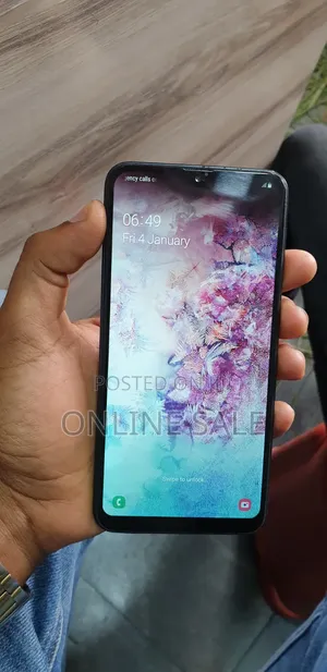 Samsung Galaxy A10 32 GB Black